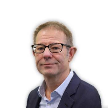 Headshot of Karl Parr, Claims Technical and Central Services Director at AXA UK